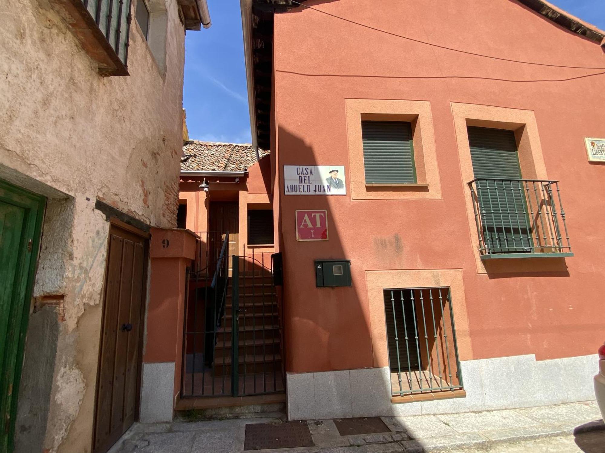 Apartamentos "Casa Abuelo Juan" San Ildefonso Екстериор снимка